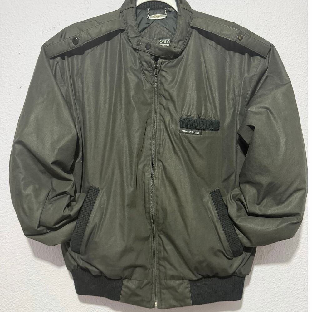 Vintage Members Only Jacket Mens 40L Classic‎ Iconic Racer Black 80s 90s Bomber
